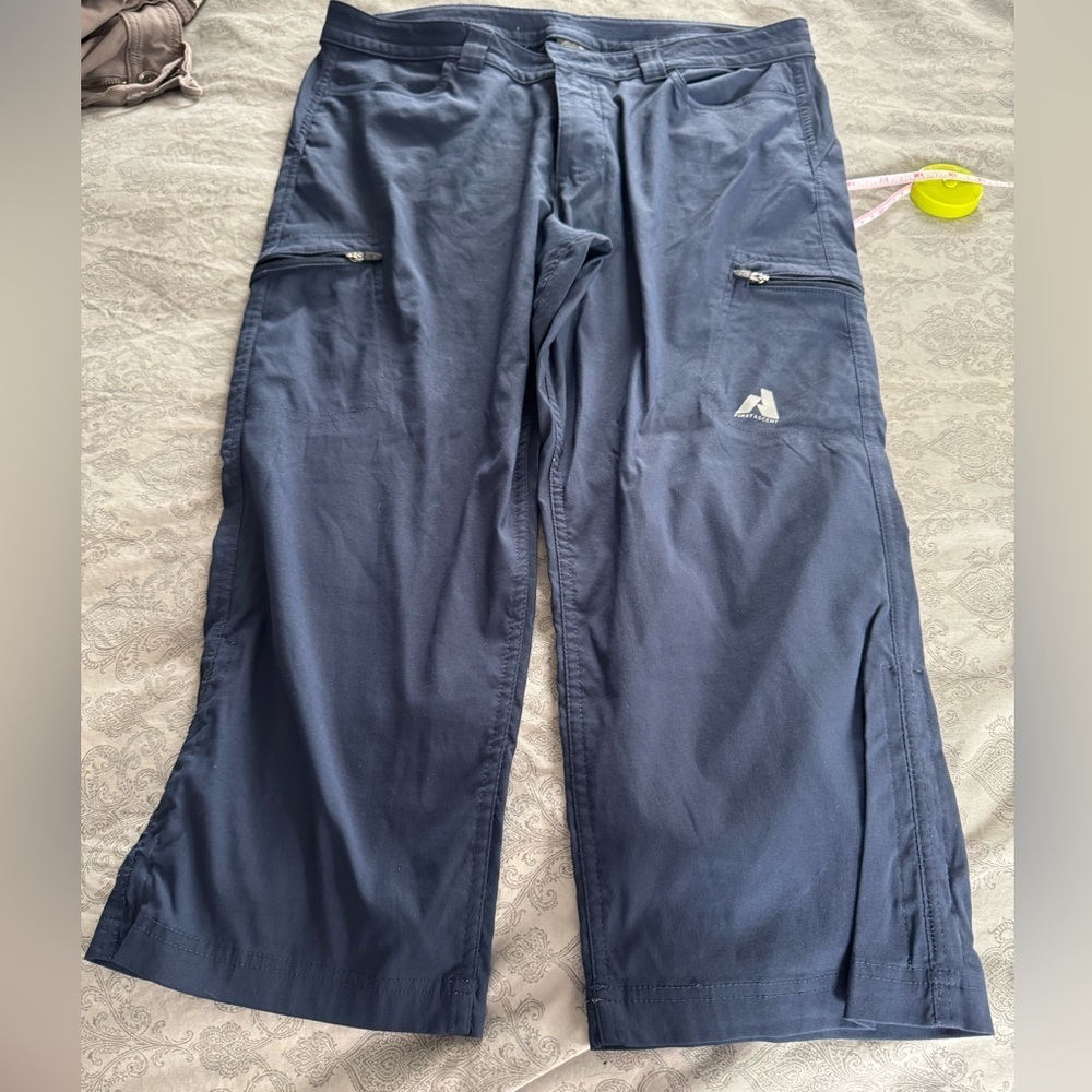 Eddie Bauer Crops